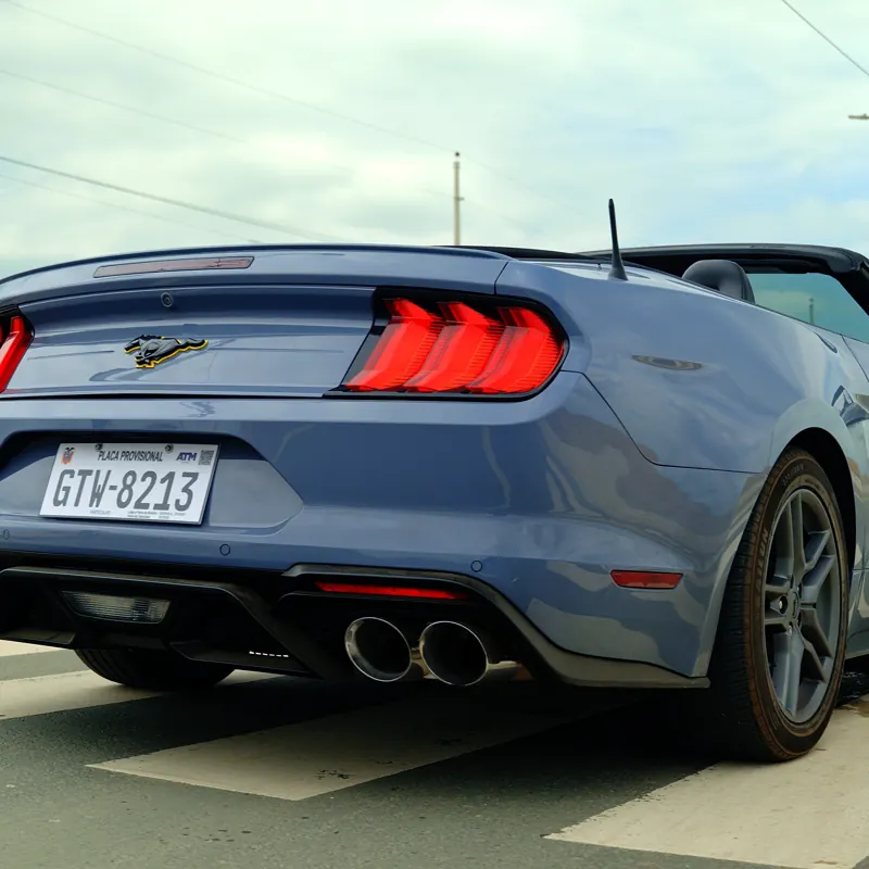 Ford Mustang Dark Horse