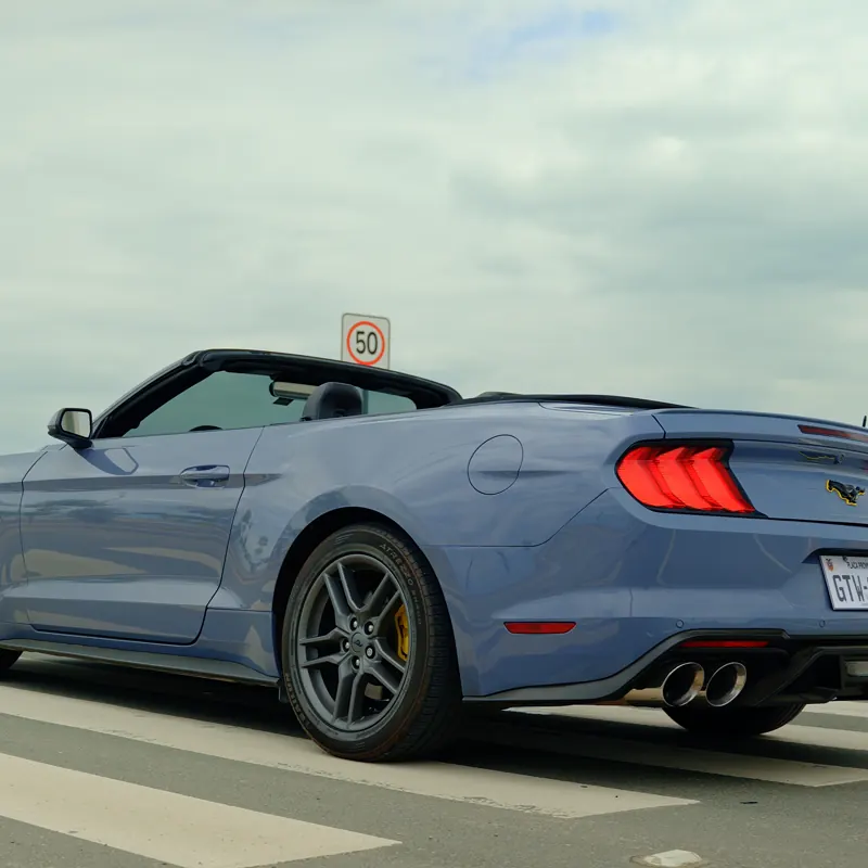 Ford Mustang Dark Horse